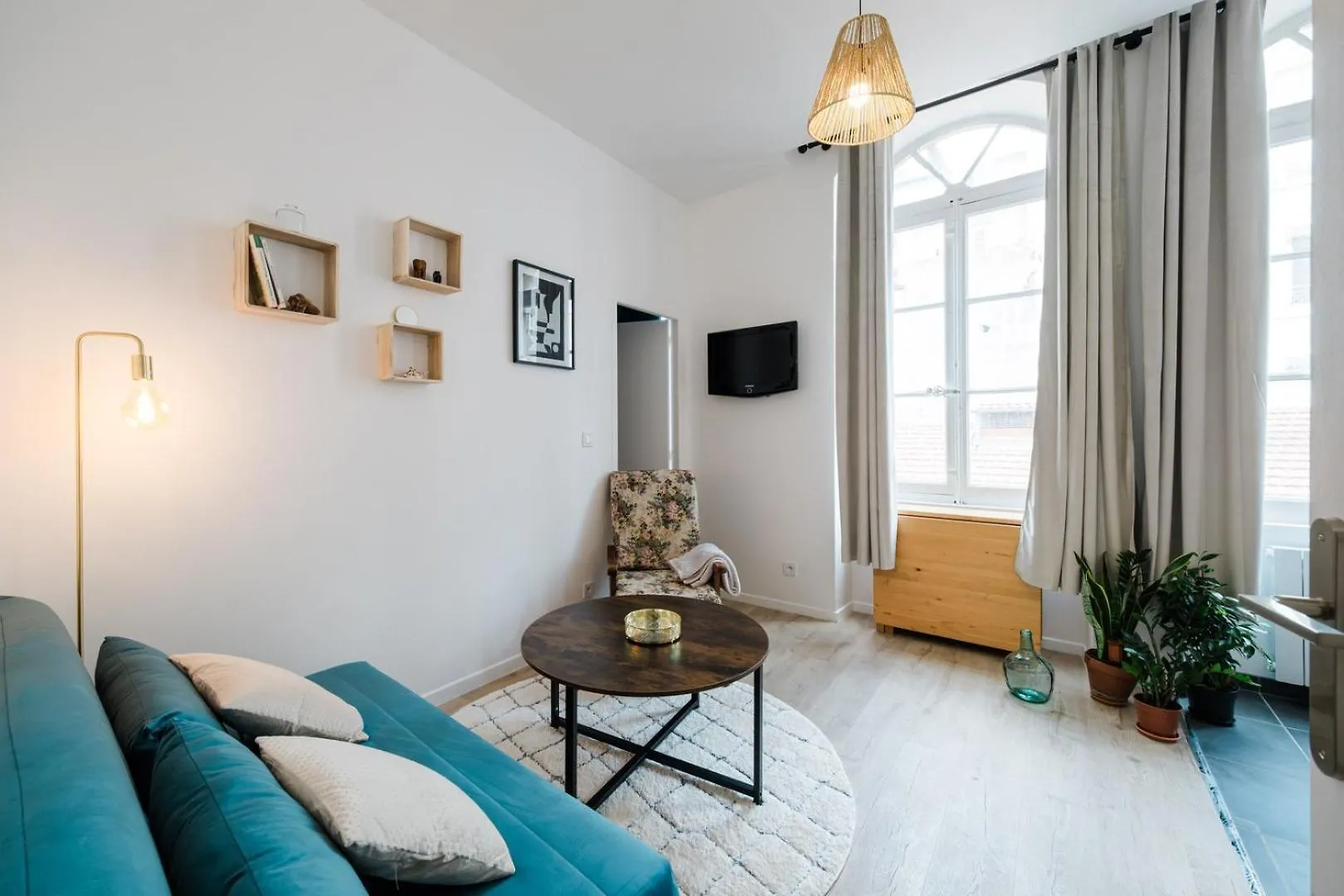 Bright, Relaxing City-Centre Apartment Ail Lyon